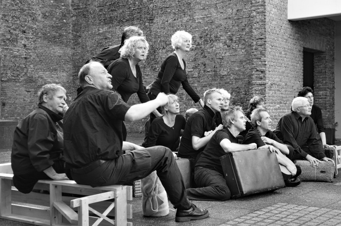 Foto uitvoering van 13 september in de Hollandsche Schouwburg